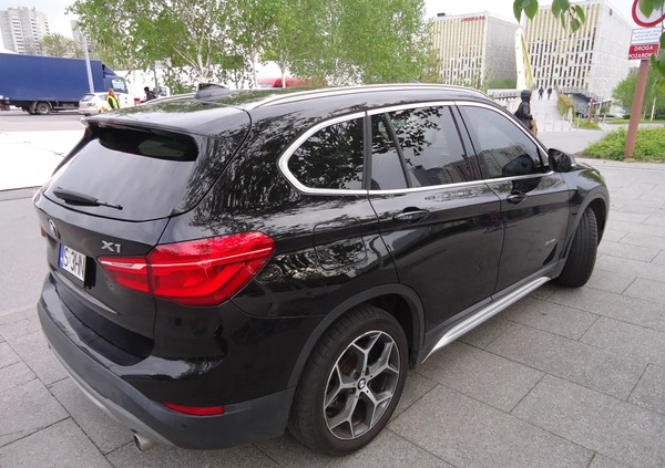 BMW X1 cena 89900 przebieg: 79293, rok produkcji 2017 z Katowice małe 56